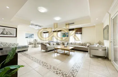 Apartment - 3 Bedrooms - 4 Bathrooms for rent in East Porto Drive - Porto Arabia - The Pearl Island - Doha