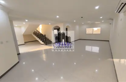 Villa - 4 Bedrooms - 4 Bathrooms for rent in Mamoura 18 - Al Maamoura - Doha