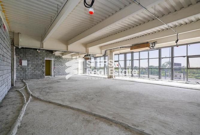 951112 - Property Image 2