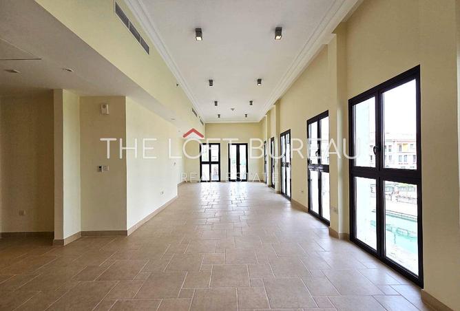 979855 - Property Image 3