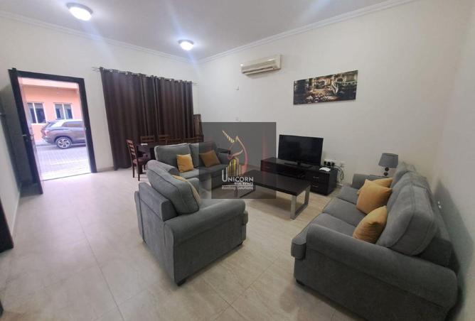 951323 - Property Image 2