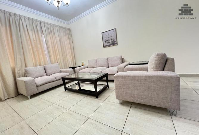 982828 - Property Main Image