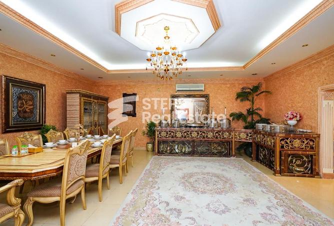 933170 - Property Image 2