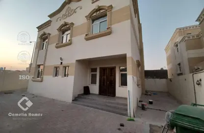 فيلا - 6 غرف نوم - 8 حمامات للايجار في سوق الغرافة - الغرافة - الدوحة