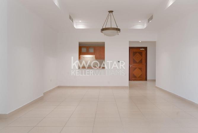 942403 - Property Image 3