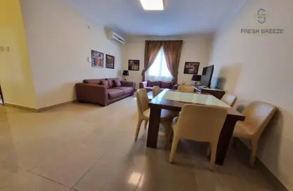 Apartment - 2 Bedrooms - 2 Bathrooms for rent in Umm Ghuwailina 4 - Umm Ghuwailina - Doha