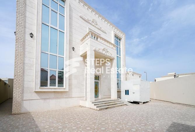 Villa - 7 Bedrooms for sale in Al Rawabi - Al Rayyan - Doha