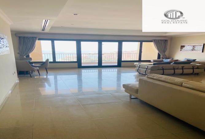 898948 - Property Image 2
