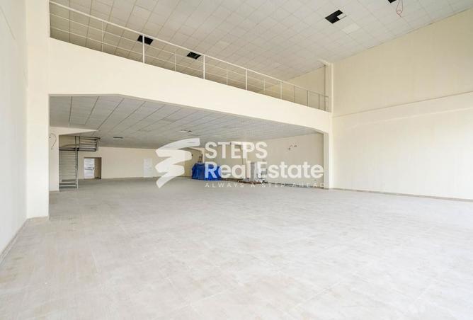 940363 - Property Image 3