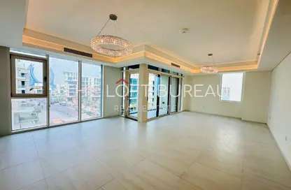 Apartment - 2 Bedrooms - 3 Bathrooms for rent in Gewan Island - The Pearl Island - Doha