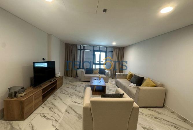 942851 - Property Image 3