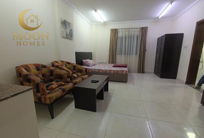 996307 - Property Image 2