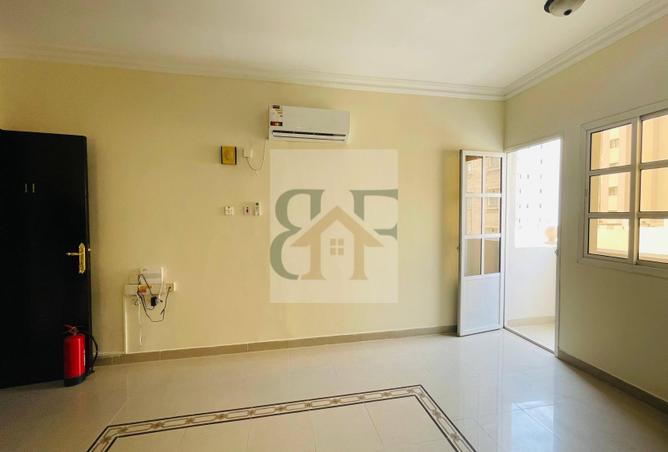 943080 - Property Image 3