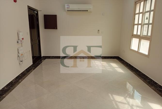 933494 - Property Main Image