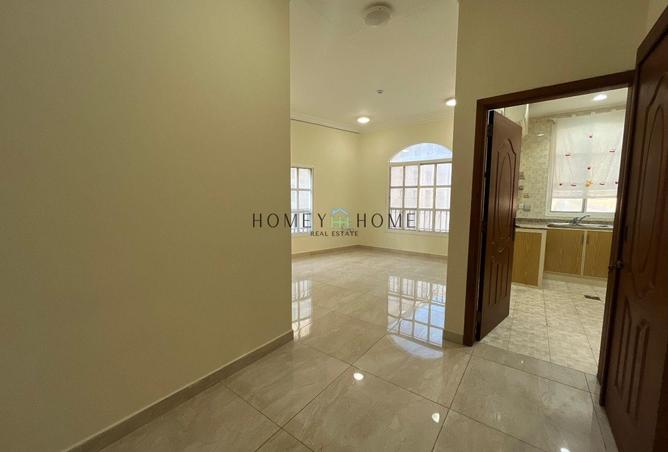 975034 - Property Image 2