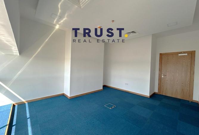 940869 - Property Image 3