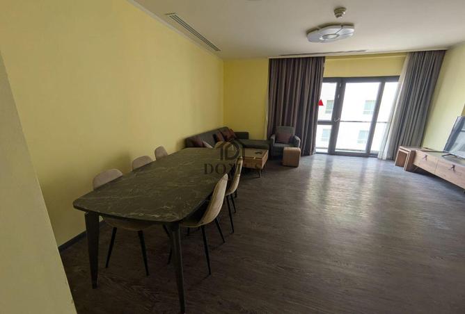 957686 - Property Image 2