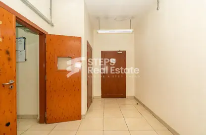 Labor Camp - Studio for rent in Industrial Area 3 - Industrial Area - Industrial Area - Doha