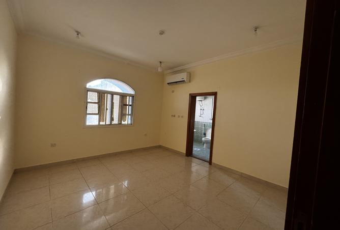 998536 - Property Main Image