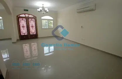 مجمع سكني - 4 غرف نوم - 4 حمامات للايجار في بوابة عين خالد - عين خالد - الدوحة