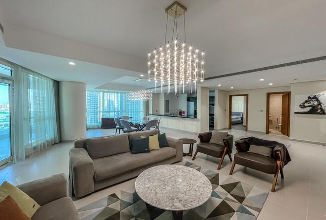 916263 - Property Image 2