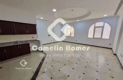 Apartment - 2 Bedrooms - 2 Bathrooms for rent in Al Sadd Road - Al Sadd - Doha