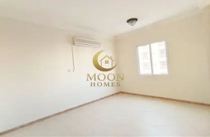 Apartment - 3 Bedrooms - 2 Bathrooms for rent in Muntazah 7 - Al Muntazah - Doha