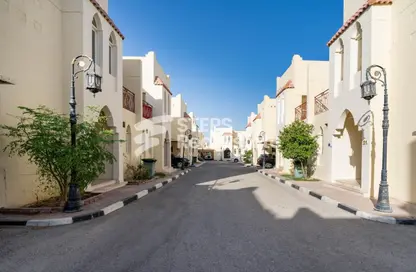 فيلا - 4 غرف نوم - 4 حمامات للايجار في شارع الوعب - الوعب - الدوحة