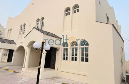 Compound - 4 Bedrooms - 5 Bathrooms for rent in Al Thumama - Al Thumama - Doha