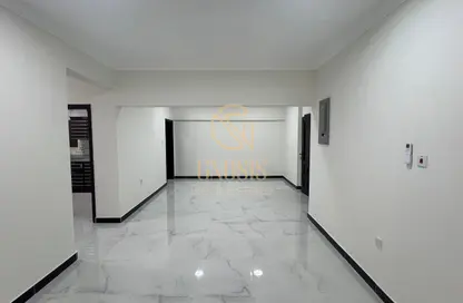 Apartment - 3 Bedrooms - 3 Bathrooms for rent in Al Muntazah - Doha