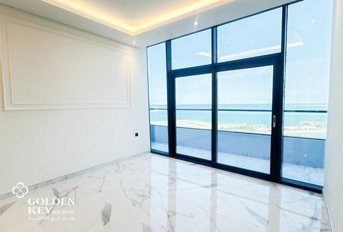 988641 - Property Image 3