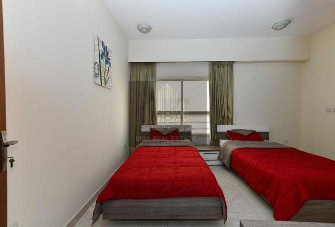 1004093 - Property Image 3