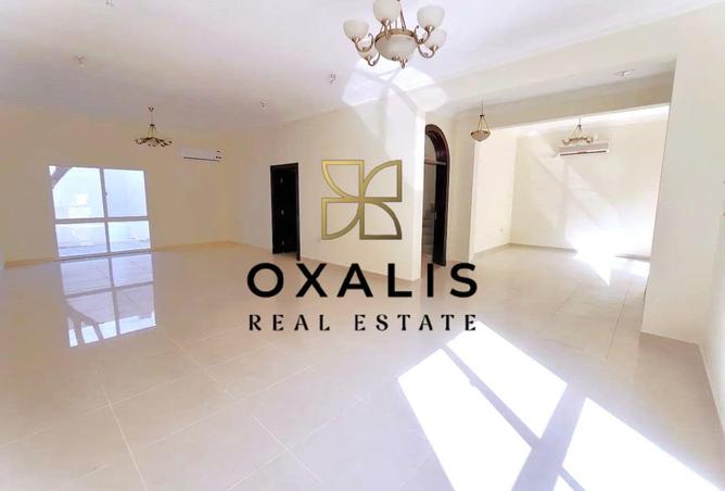 924516 - Property Image 3