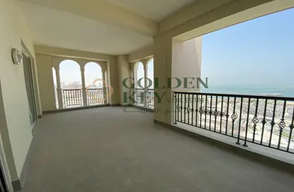 (بنتهاوس  (روف - 3 غرف نوم - 5 حمامات للايجار في فيفا غرب - فيفا بحرية - جزيرة اللؤلؤة - الدوحة