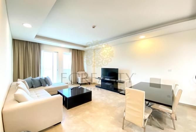 1002944 - Property Image 2