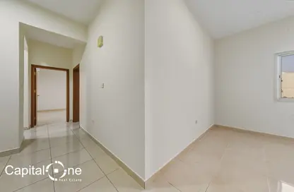 Apartment - 2 Bedrooms - 1 Bathroom for rent in Ammar Bin Yasser Street - Al Aziziyah - Doha