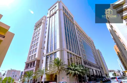 مساحات مكتبية - استوديو - 2 حمامات للايجار في شارع سالاجا - دوحة الجديد - الدوحة