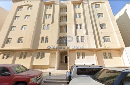 Apartment - 2 Bedrooms - 2 Bathrooms for rent in Al Nasr Street - Al Nasr - Doha