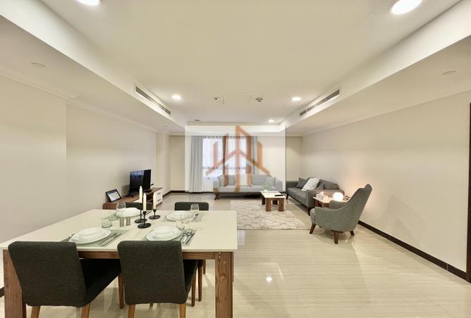 945683 - Property Image 2