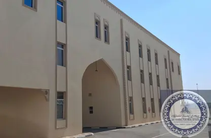 Show Room - Studio - 1 Bathroom for rent in Birkat Al Awamer - Al Wakra