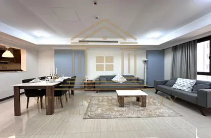 Apartment - 2 Bedrooms - 2 Bathrooms for rent in East Porto Drive - Porto Arabia - The Pearl Island - Doha