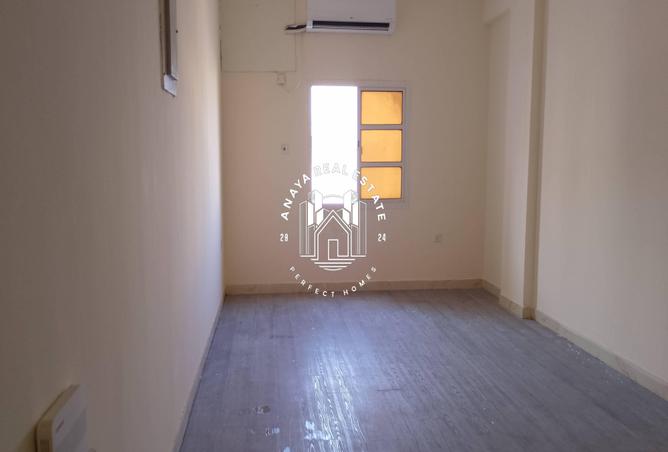 945834 - Property Image 3