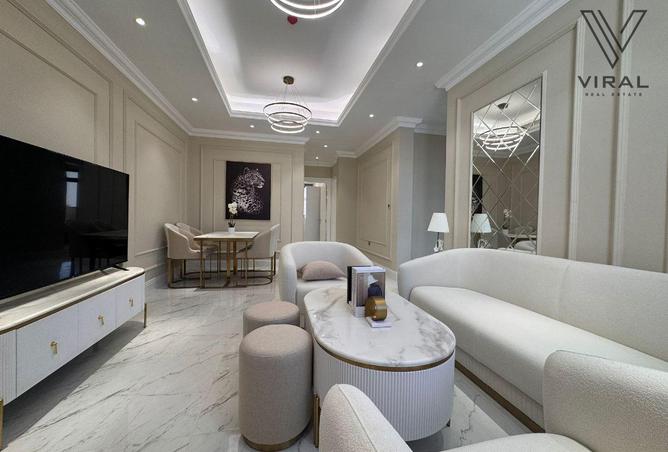 932242 - Property Image 3