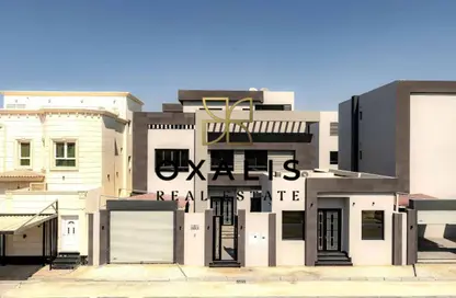 فيلا - 7 غرف نوم - 8 حمامات للايجار في العب - الخيصة - أم صلال محمد