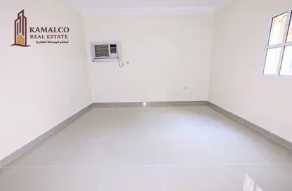 Apartment - 2 Bedrooms - 2 Bathrooms for rent in Muntazah 7 - Al Muntazah - Doha
