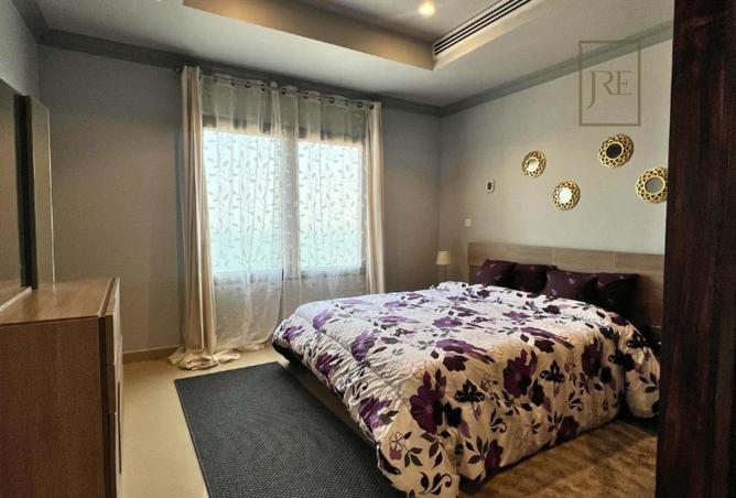 968225 - Property Image 3