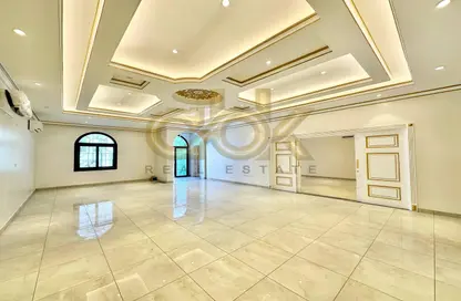 Villa - 7+ Bedrooms - 7+ Bathrooms for rent in Al Nuaija Street - Al Nuaija - Doha