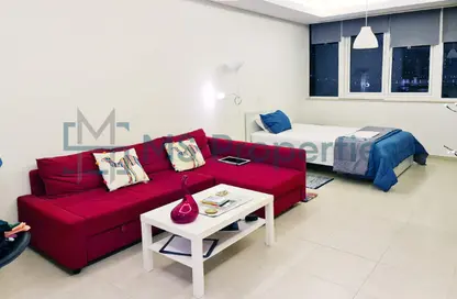 Apartment - Studio - 1 Bathroom for sale in Viva West - Viva Bahriyah - The Pearl Island - Doha