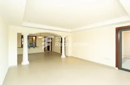 Apartment - 2 Bedrooms - 3 Bathrooms for rent in Marina Gate - Porto Arabia - The Pearl Island - Doha
