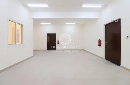 Staff Accommodation - Studio for rent in East Industrial Street - Birkat Al Awamer - Al Wakra